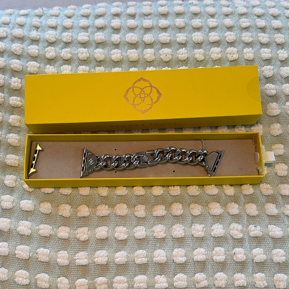Kendra Scott  Chain Link Apple Watch Band
